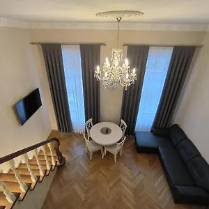 https://lubert-apartmny-s-r-o.praguehotelsweb.com