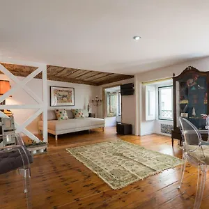 https://travessa-do-alcaide-n-4-1dto.hotels-lisbon-portugal.com